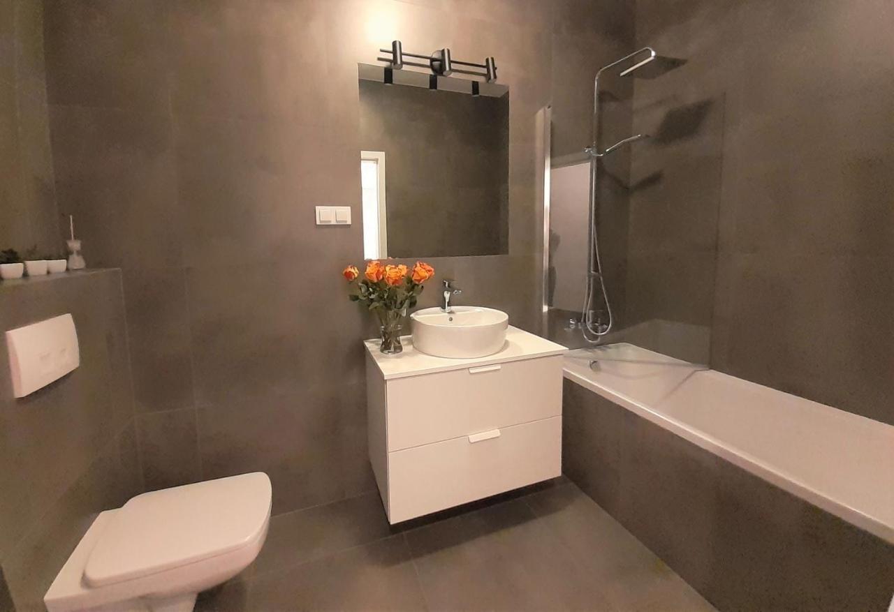 Vista Residence Spire Warsaw Luaran gambar